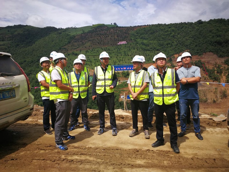 1595584457820353.jpg 特大橋施工現場.JPG