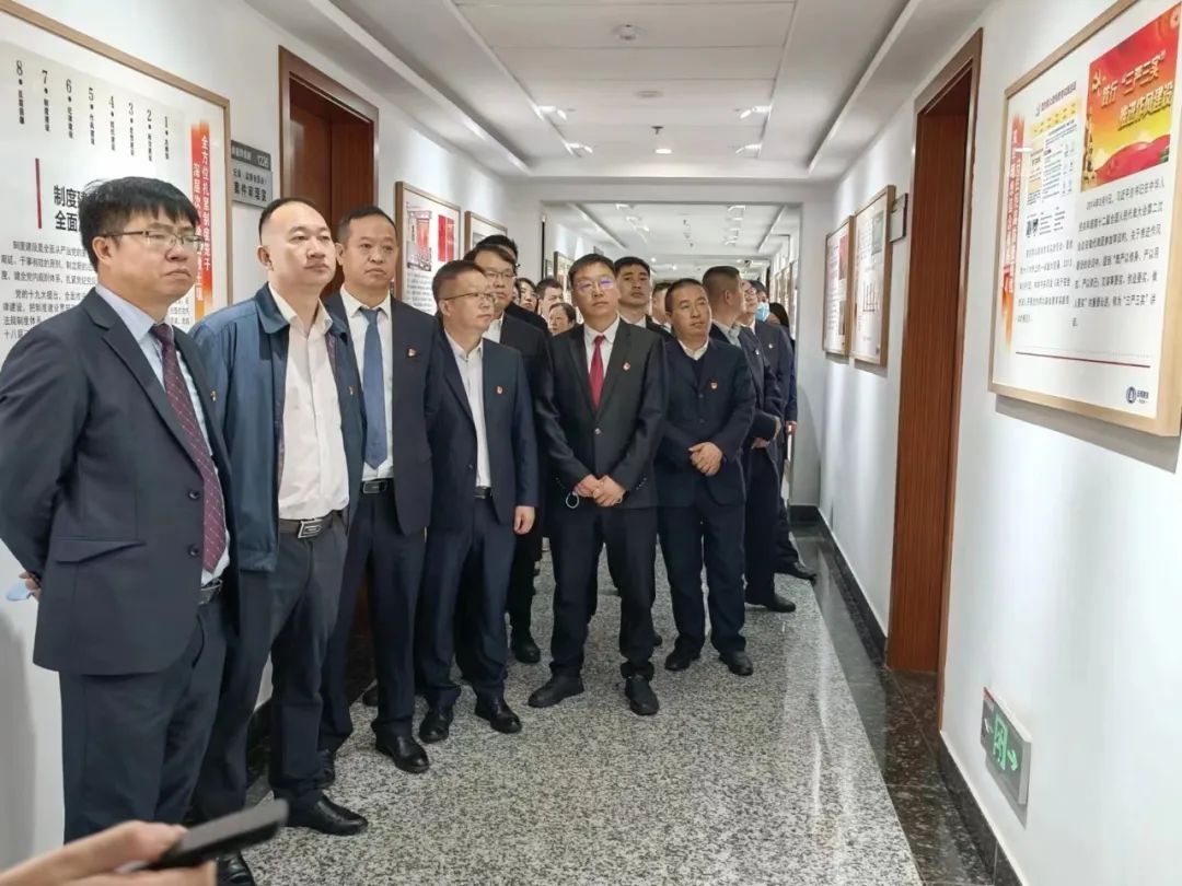 1667178888888854.jpg 2022-10-29公司紀委組織領導干部參觀集團廉潔警示教育基地.jpg